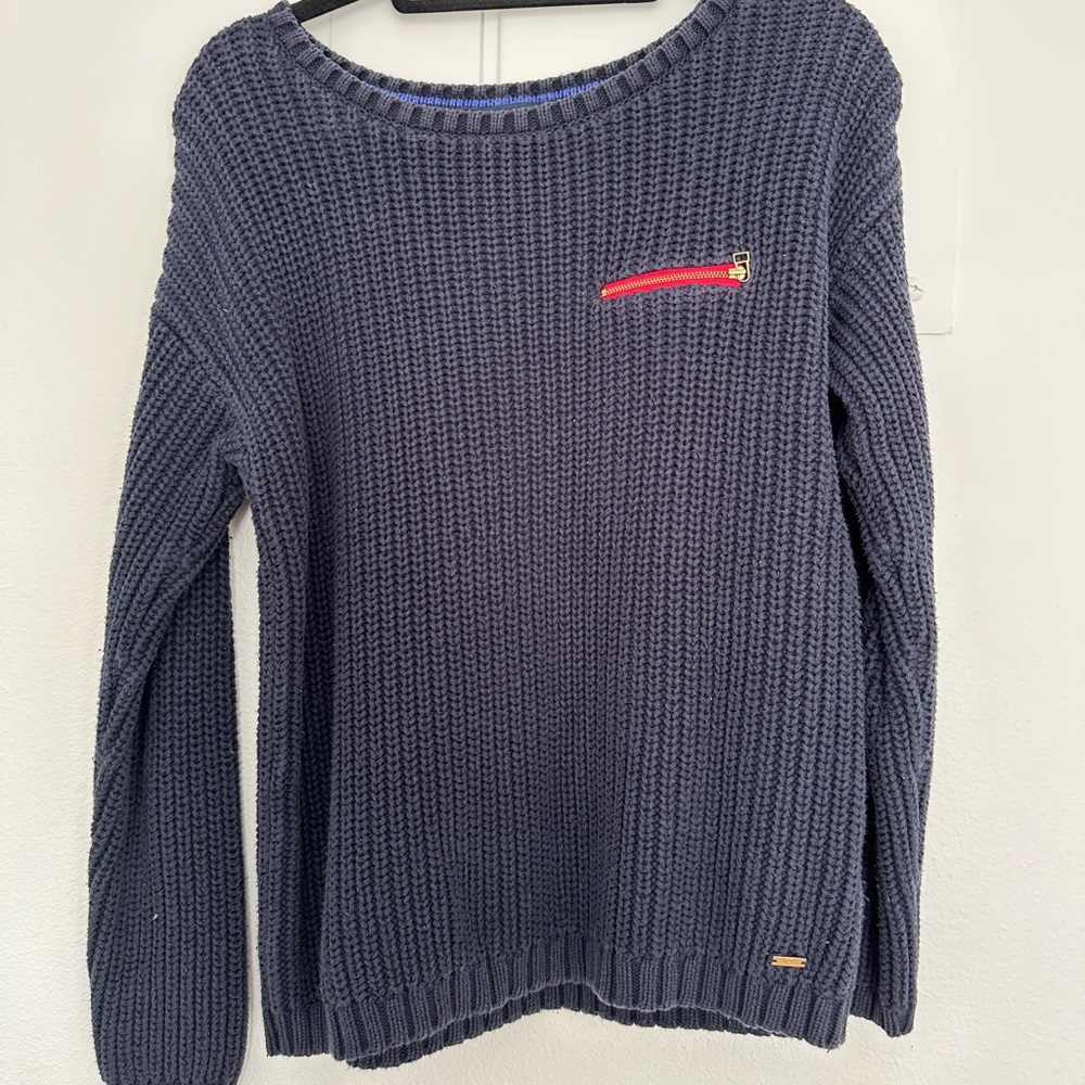 Navy blue thick sweater